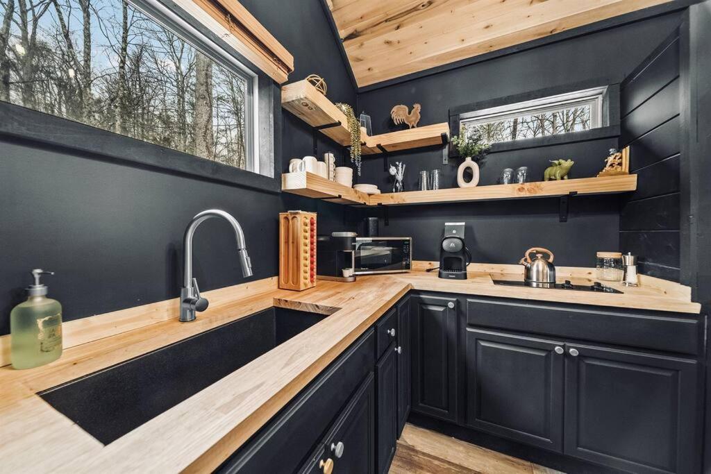 Honeymoon Couples Cabin Secluded, Hot Tub, Views Sevierville Exterior foto