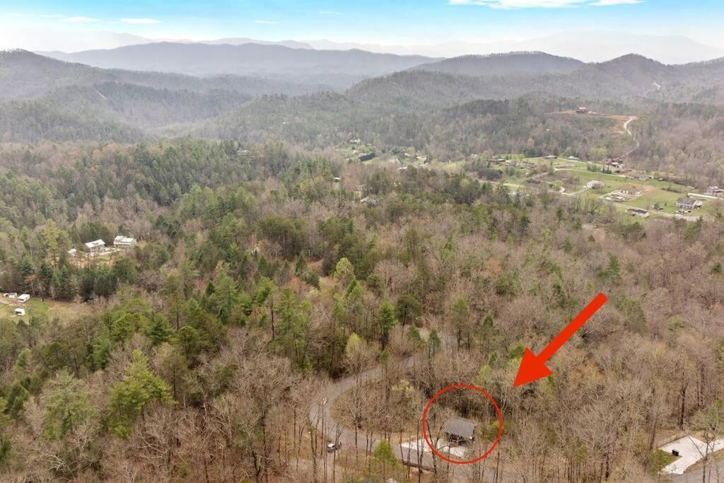 Honeymoon Couples Cabin Secluded, Hot Tub, Views Sevierville Exterior foto
